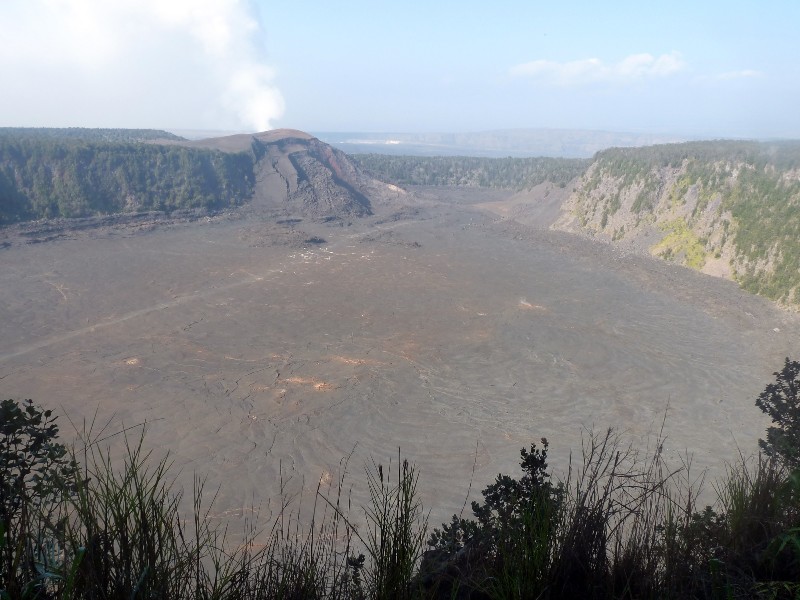 Kilauea_Iki_crater_hike